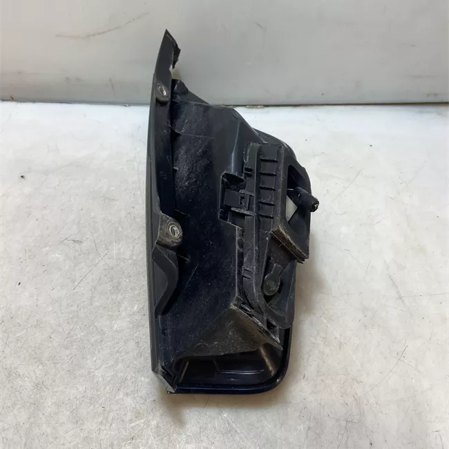 Fanale posteriore destro Racing, Sport