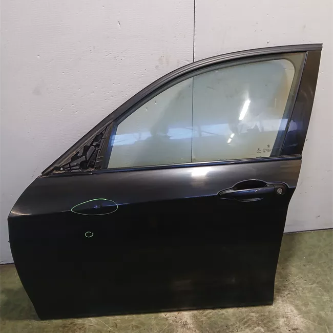 Porta anteriore sinistra