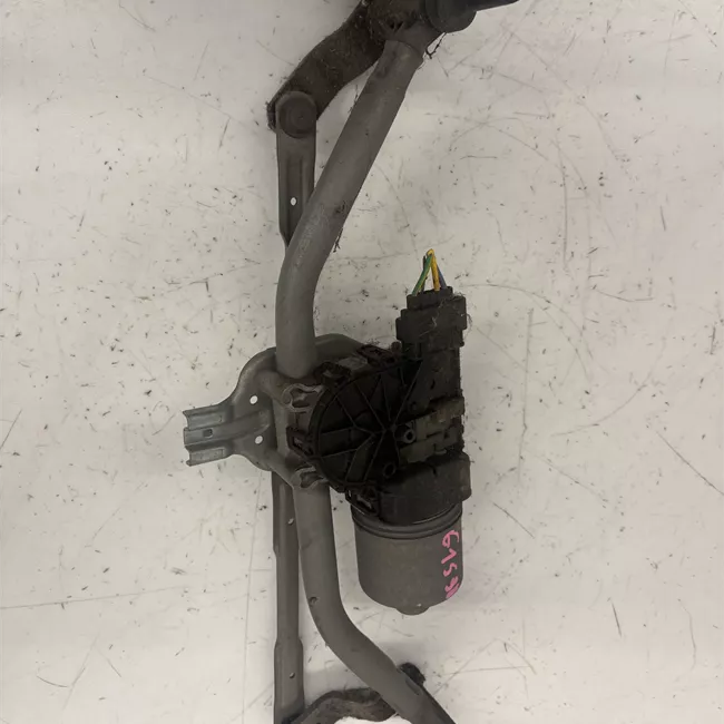 Meccanismo tergiparabrezza con motorino