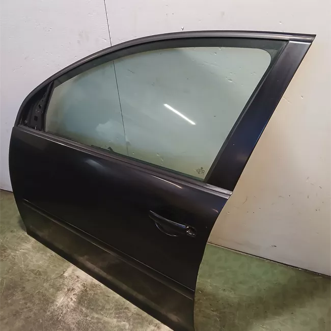 Pannello esterno porta anteriore sinistro