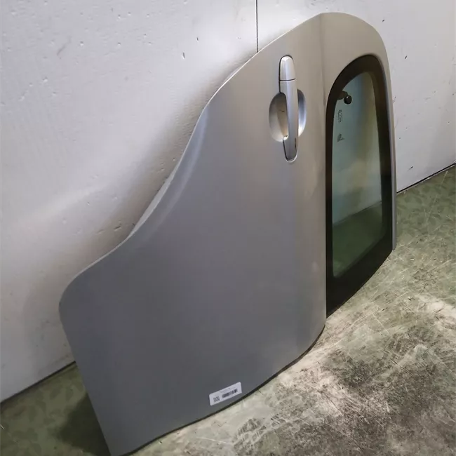 Porta posteriore destra