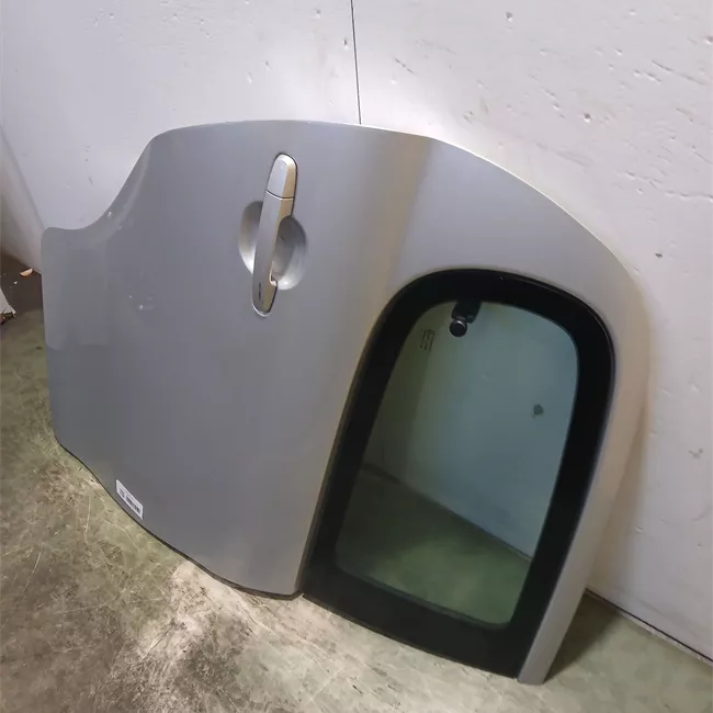 Porta posteriore destra