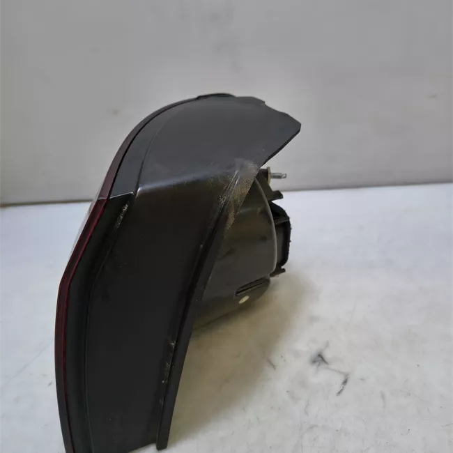 Fanale posteriore parte esterno sinistro VALEO