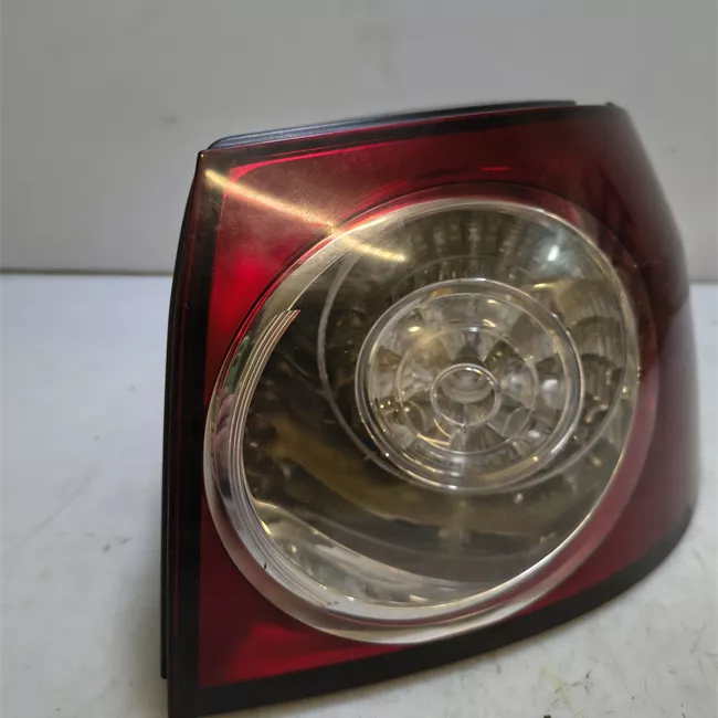 Fanale posteriore parte esterno destro VALEO