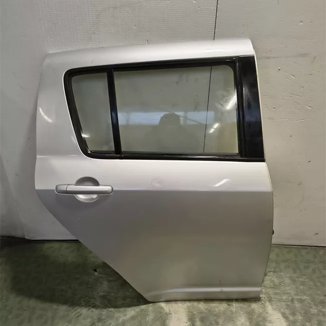 Porta posteriore destra