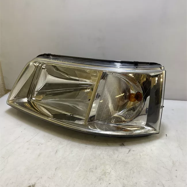 Fanale posteriore sinistro