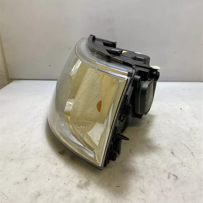 Fanale posteriore sinistro