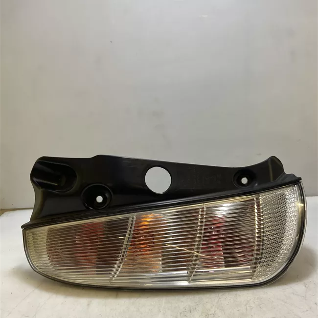 Fanale posteriore sinistro