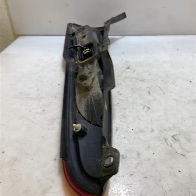 Fanale posteriore sinistro 11/04<