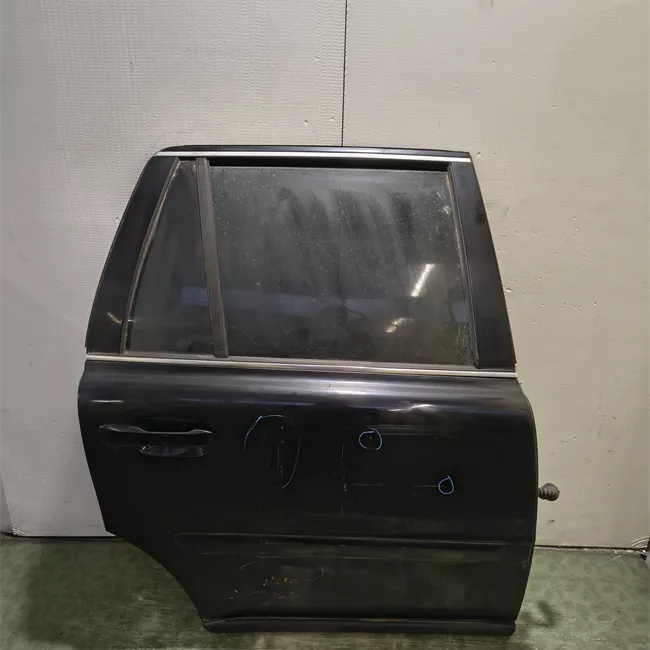 Porta posteriore destra