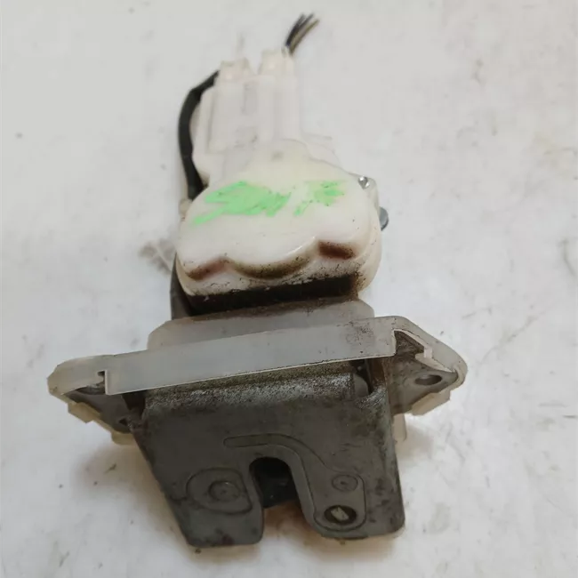 Serratura portello posteriore