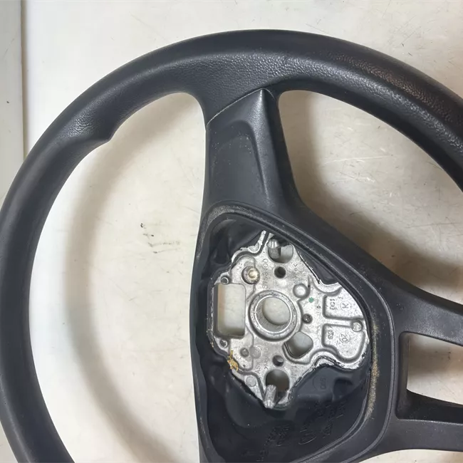 Volante nero titanio