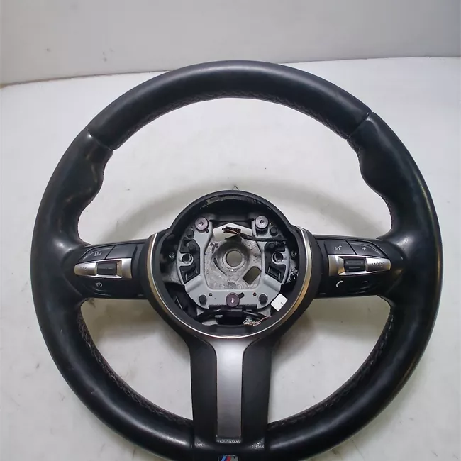 Volante M sport cuoio