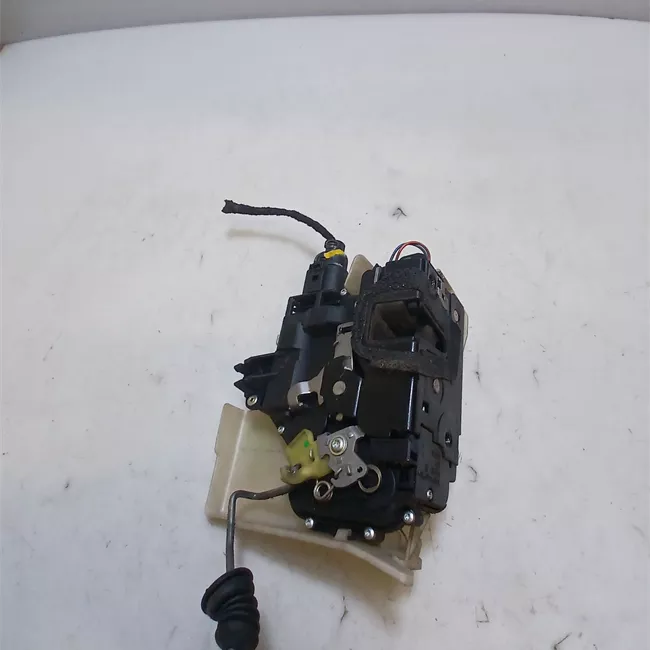 Serratura porta anteriore sinistra