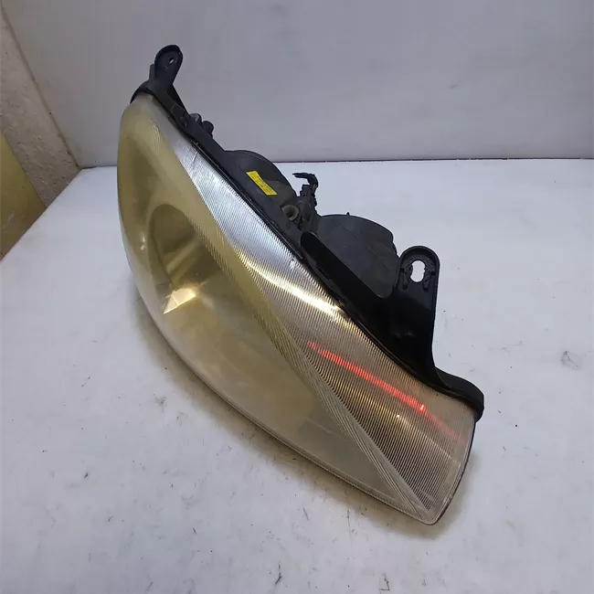 Proiettore destro Valeo