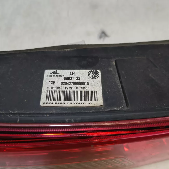 Fanale posteriore parte interno sinistro