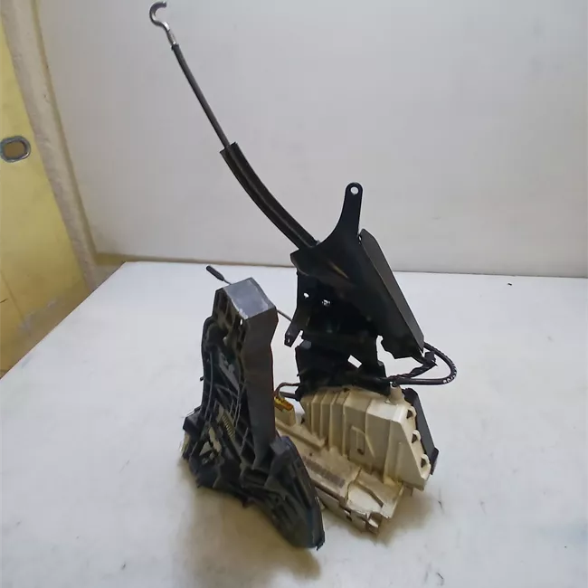 Serratura porta anteriore destra con tiranti