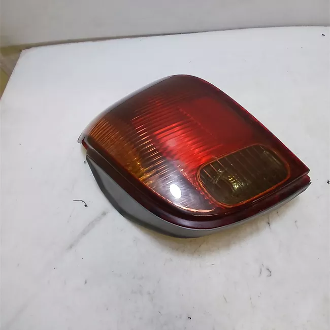 Fanale posteriore destro 08/99>12/02<