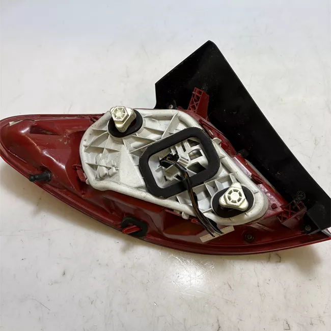 Fanale posteriore parte esterno destro