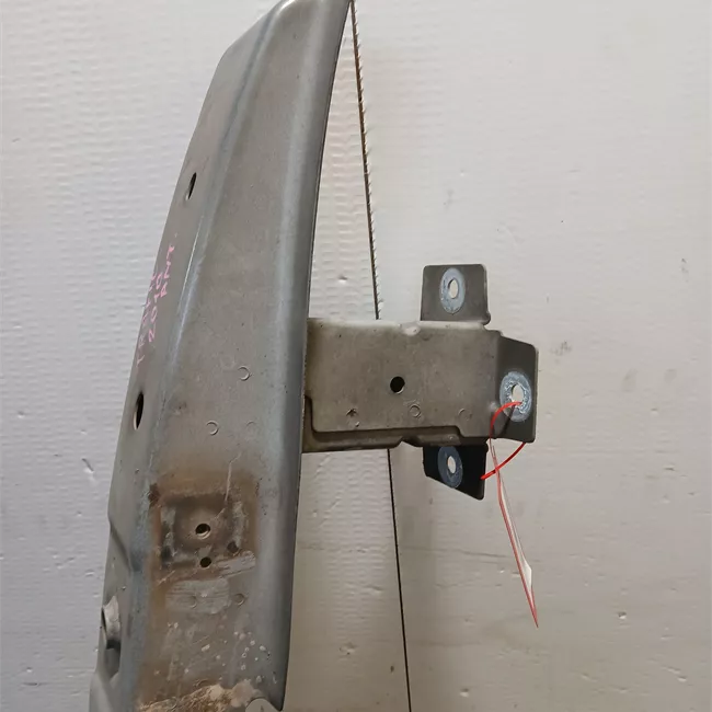 Traversa paraurti anteriore