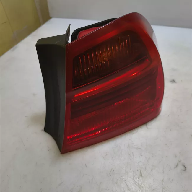 Fanale posteriore parte esterno destro