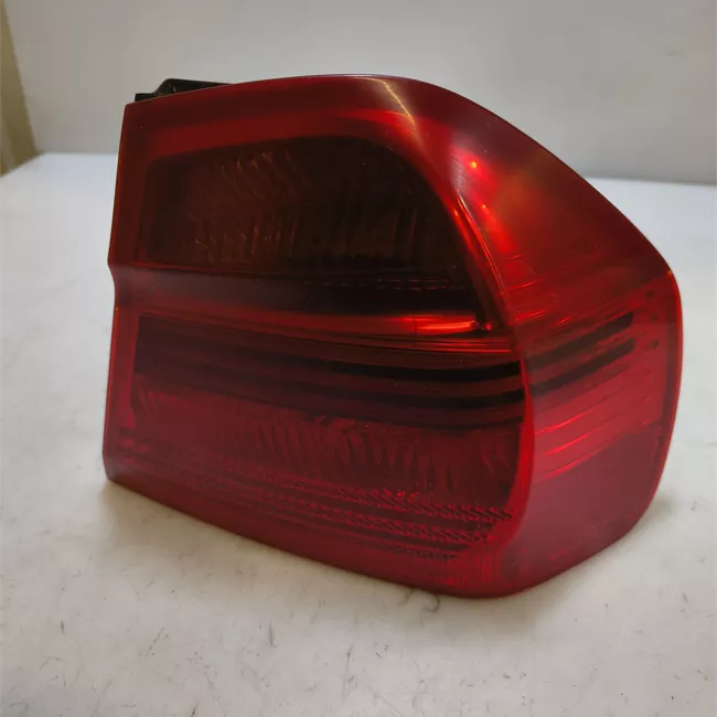 Fanale posteriore parte esterno destro