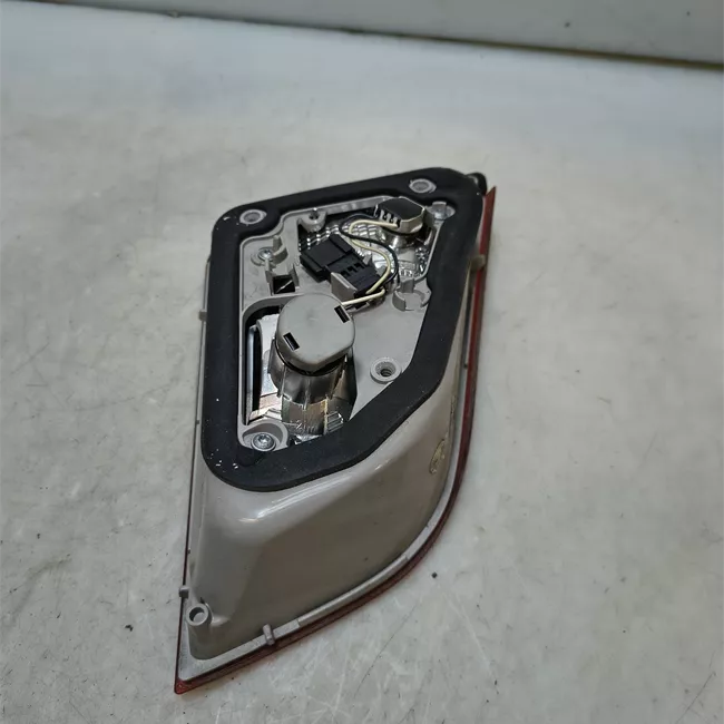 Fanale posteriore parte interno destro