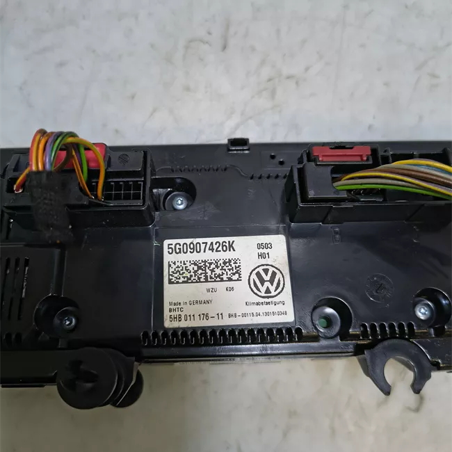 Blocco comando climatizzazione Climatronicon con riscaldamento suppl. nero satinato/alluminio