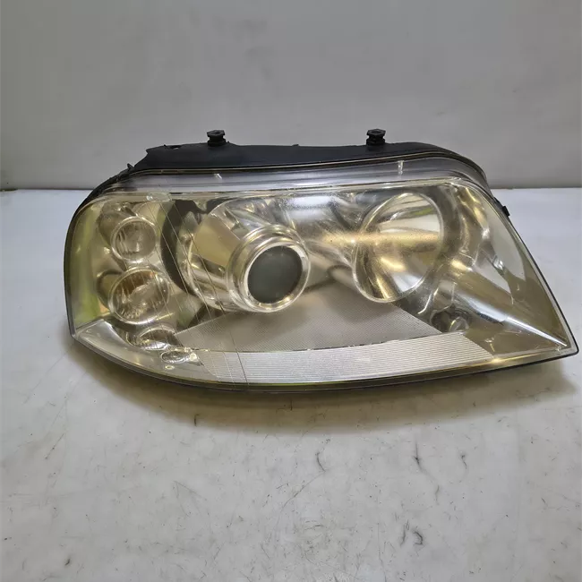 Proiettore destro Xeno