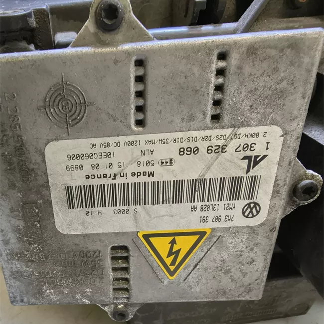 Proiettore destro Xeno