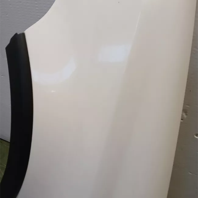 Parafango anteriore sinistro