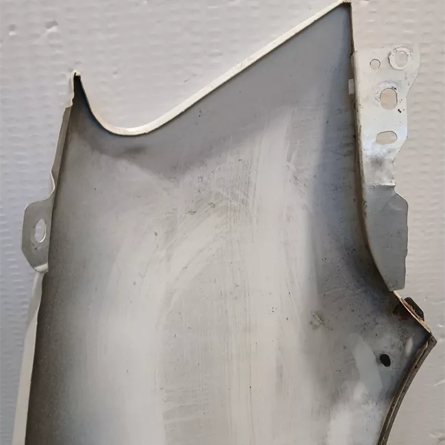 Parafango anteriore sinistro