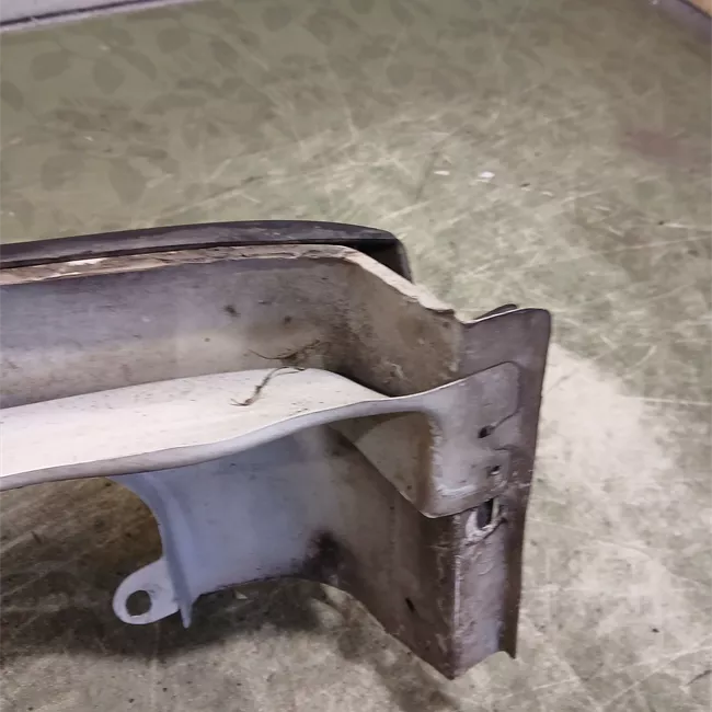 Parafango anteriore sinistro