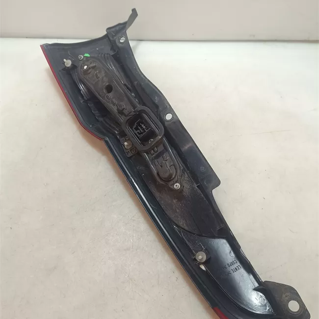 Fanale posteriore sinistro 11/04<