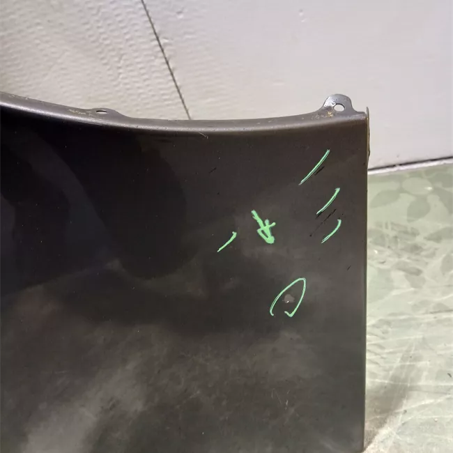 Parafango anteriore destro