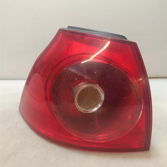 Fanale posteriore parte esterno sinistro VALEO