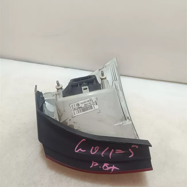 Fanale posteriore parte esterno sinistro VALEO