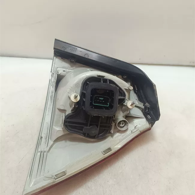 Fanale posteriore parte esterno sinistro VALEO