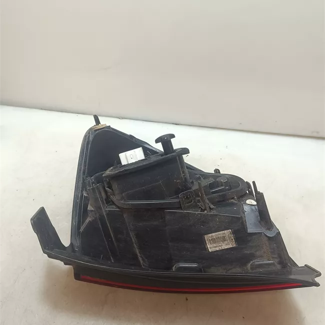 Fanale posteriore sinistro