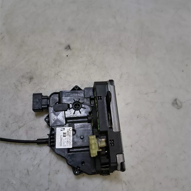 Serratura porta anteriore sinistra