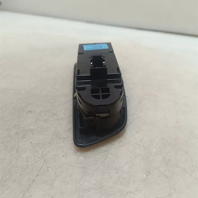 Blocco comandi alzacristalli e retrovisori esterno sinistro Nero