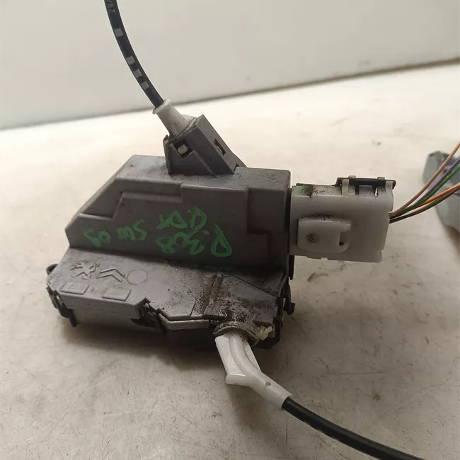 Serratura porta posteriore destra