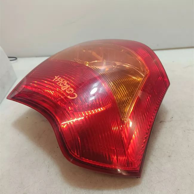 Fanale posteriore sinistro