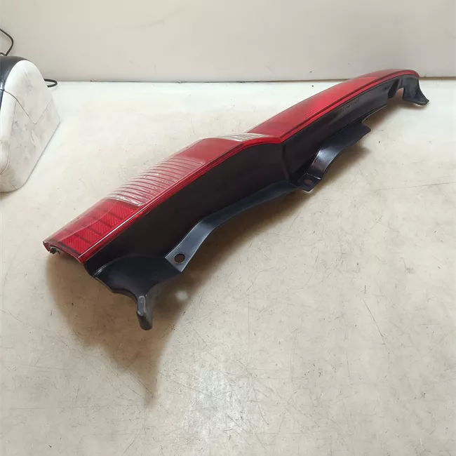 Fanale posteriore sinistro 11/04>