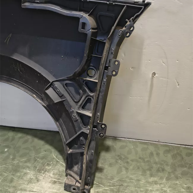 Parafango anteriore destro primer