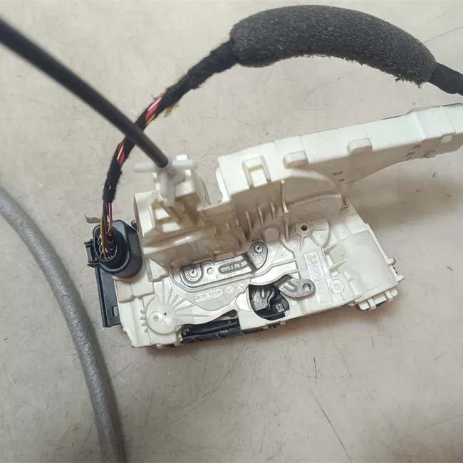 Serratura porta carico laterale scorrevole destra 4K3