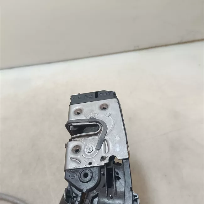 Serratura porta carico laterale scorrevole destra 4K3