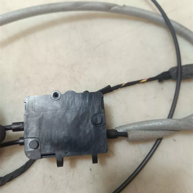 Serratura porta carico laterale scorrevole destra 4K3