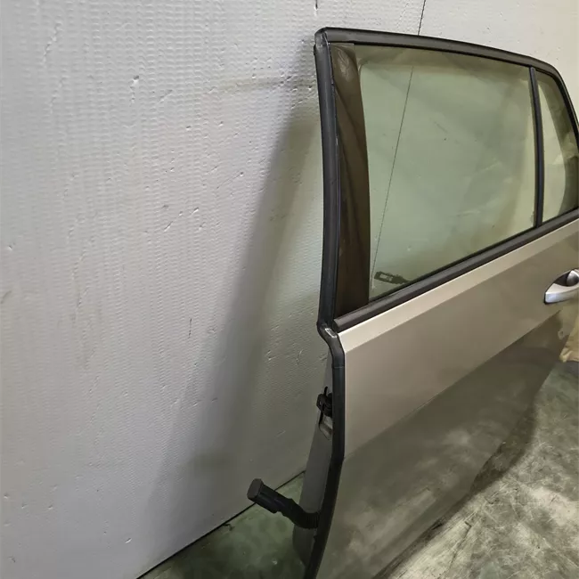 Porta posteriore sinistra