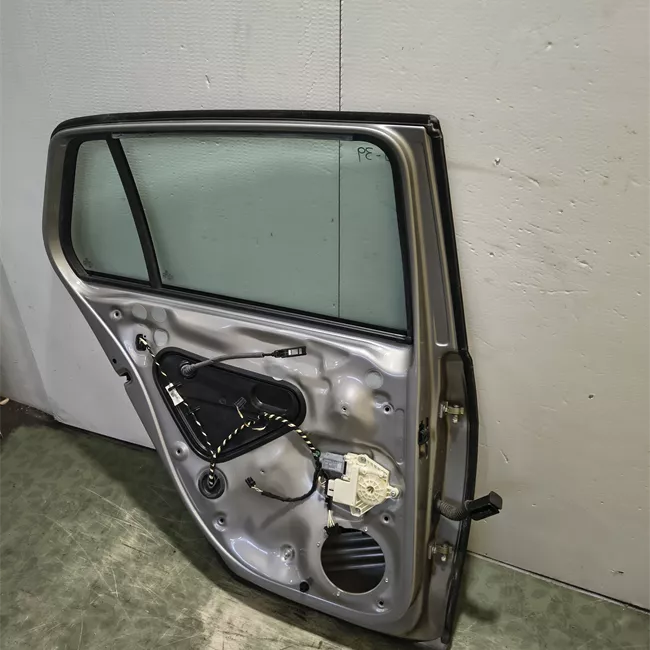 Porta posteriore sinistra